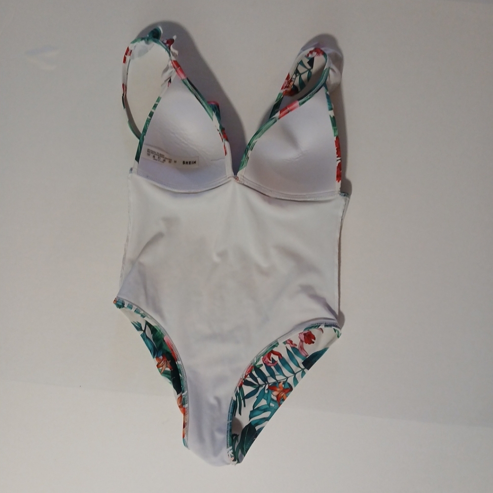 Shein Swimsuits For Women Floral  Rufled  One Piece Size M - Picture 9 of 10